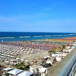 Augusta ホテル