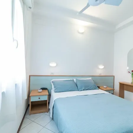 Hotel Augusta 3*