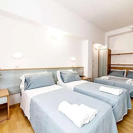 Augusta Hotel 3*