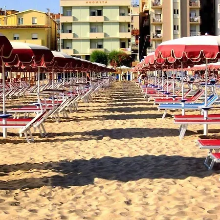 Hotel Augusta 3*